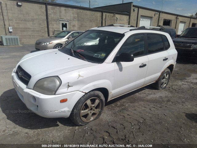 KM8JM12BX5U110885 - 2005 HYUNDAI TUCSON GL WHITE photo 2