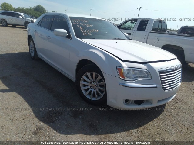 2C3CCAAG0EH380504 - 2014 CHRYSLER 300 WHITE photo 1