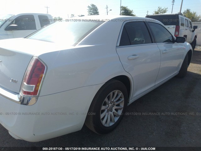 2C3CCAAG0EH380504 - 2014 CHRYSLER 300 WHITE photo 6