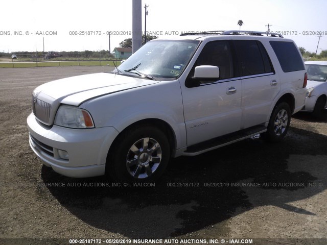 5LMFU27576LJ25797 - 2006 LINCOLN NAVIGATOR 白色 照片 2