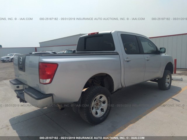 1N6AA07B87N216309 - 2007 NISSAN TITAN SILVER photo 4