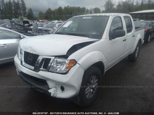 1N6AD0ER6KN729302 - 2019 NISSAN FRONTIER S/SV/SL/DESERT RUNNER WHITE photo 2