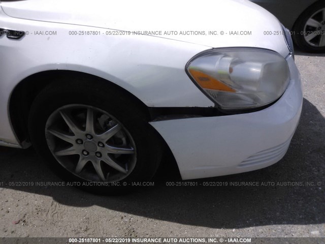 1G4HD57227U108825 - 2007 BUICK LUCERNE CXL WHITE photo 6