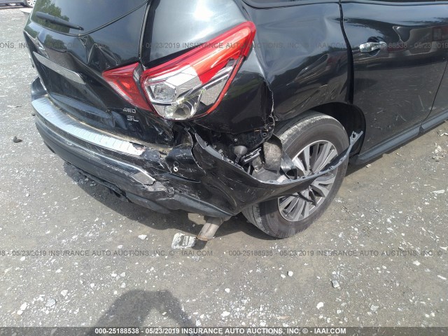 5N1DR2MM1HC656147 - 2017 NISSAN PATHFINDER S/SV/SL/PLATINUM BLACK photo 6