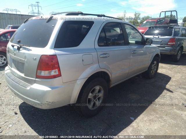 KNDJD733455430535 - 2005 KIA SORENTO EX/LX SILVER photo 4