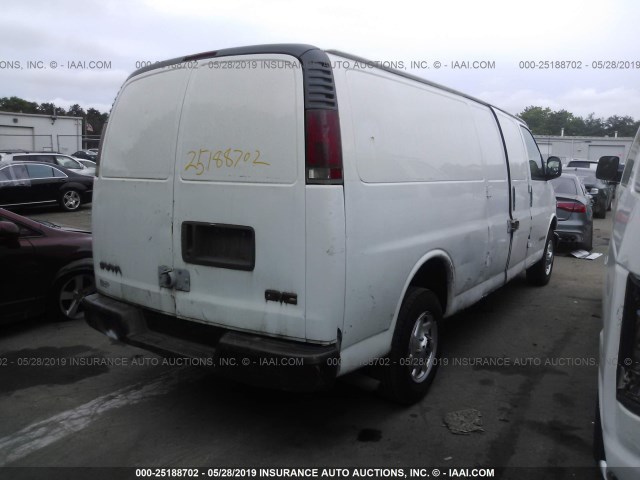 1GTGG29W011190021 - 2001 GMC SAVANA G2500 WHITE photo 4