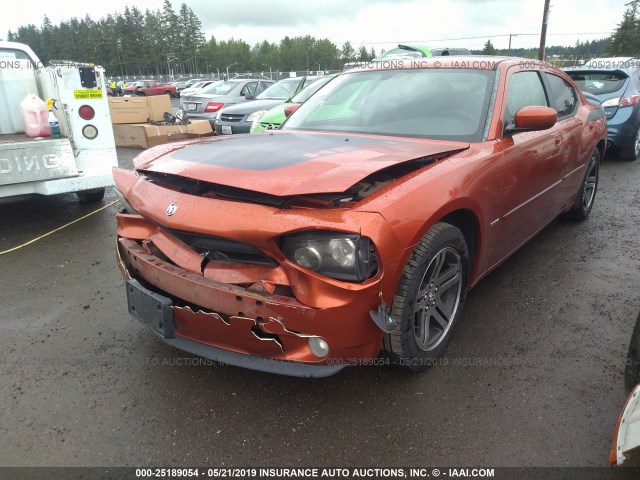 2B3KA53H26H283513 - 2006 DODGE CHARGER R/T ORANGE photo 2