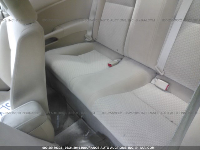 1HGEM211X5L008174 - 2005 HONDA CIVIC DX VP WHITE photo 8