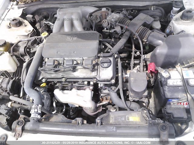 4T1BF22K2YU937983 - 2000 TOYOTA CAMRY LE/XLE Weiß Foto 10