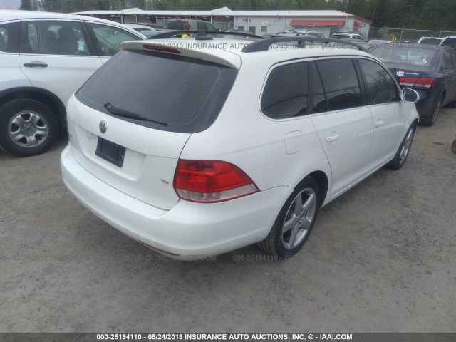 3VWTL71K99M330028 - 2009 VOLKSWAGEN JETTA TDI WHITE photo 4