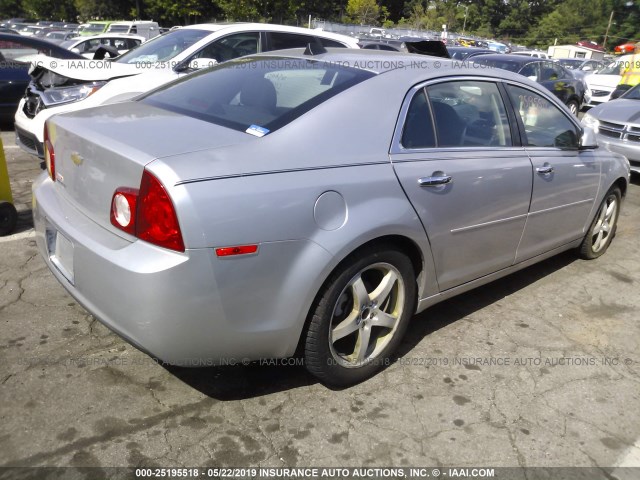 1G1ZC5E05CF267939 - 2012 CHEVROLET MALIBU 1LT 银色 照片 4