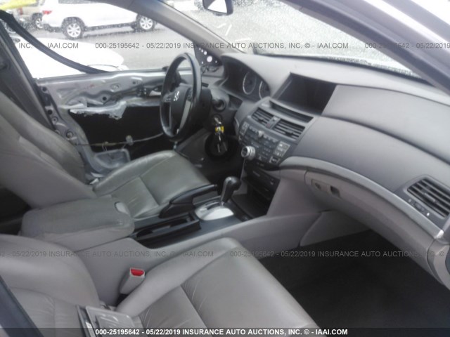 1HGCP3F81AA002019 - 2010 HONDA ACCORD EXL SILVER photo 8