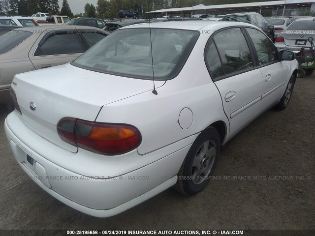 1G1ND52F44M697107 - 2004 CHEVROLET CLASSIC WHITE photo 4