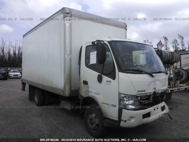 JHHYDM1H1HK003635 - 2017 HINO 155 WHITE photo 1