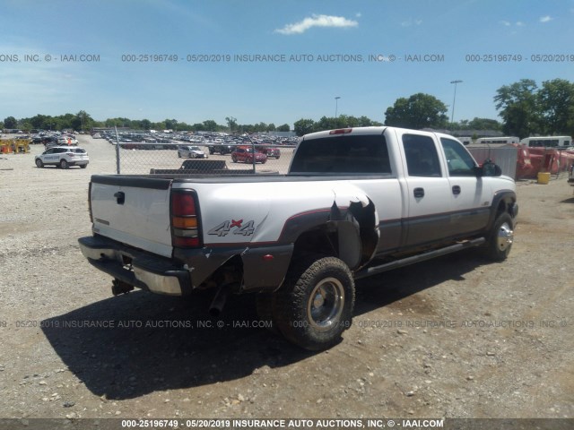 1GCJK33205F801500 - 2005 CHEVROLET SILVERADO K3500 WHITE photo 4