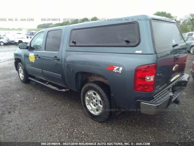 1GCPKSE33BF246872 - 2011 CHEVROLET SILVERADO K1500 LT BLUE photo 3