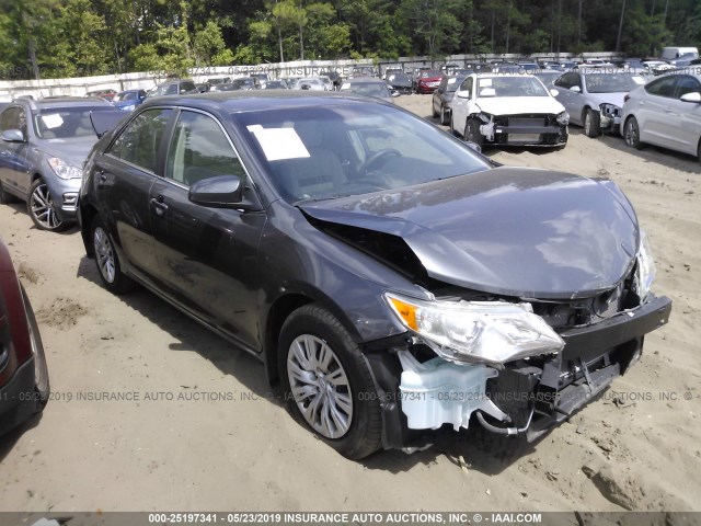 4T1BF1FK5DU236403 - 2013 TOYOTA CAMRY L/SE/LE/XLE 灰色 照片 1