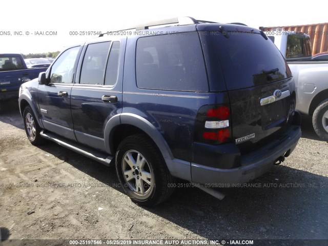 1FMEU73E76UB38724 - 2006 FORD EXPLORER XLT BLUE photo 3