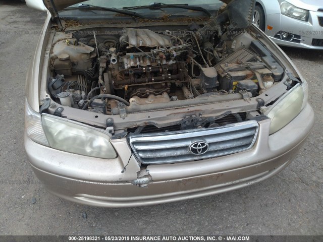 4T1BF22K5YU939761 - 2000 TOYOTA CAMRY LE/XLE Qəhvəyi foto 6