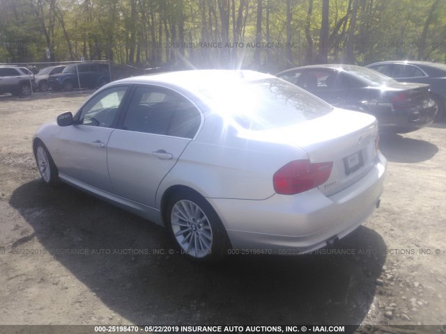 WBAPL5G51BNN22868 - 2011 BMW 335 XI SILVER photo 3