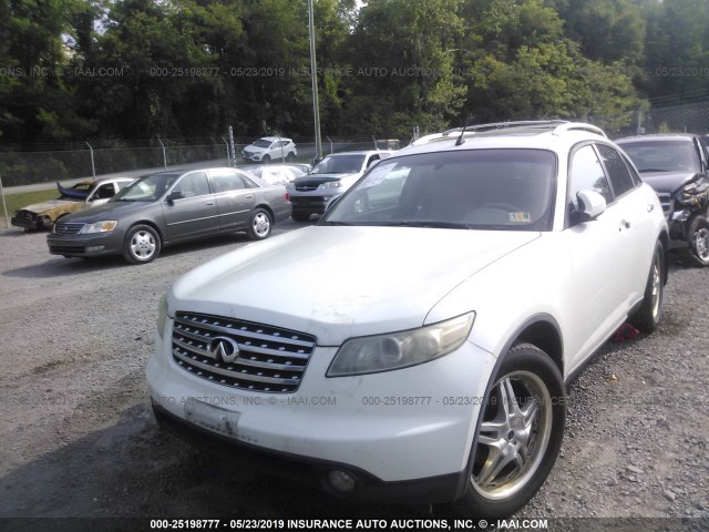 JNRAS08W54X223624 - 2004 INFINITI FX35 WHITE photo 6