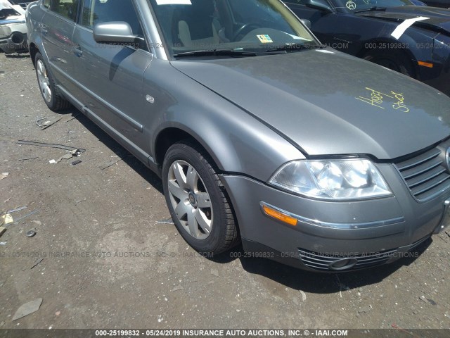 WVWRH63B22P125270 - 2002 VOLKSWAGEN PASSAT GLX GRAY photo 6