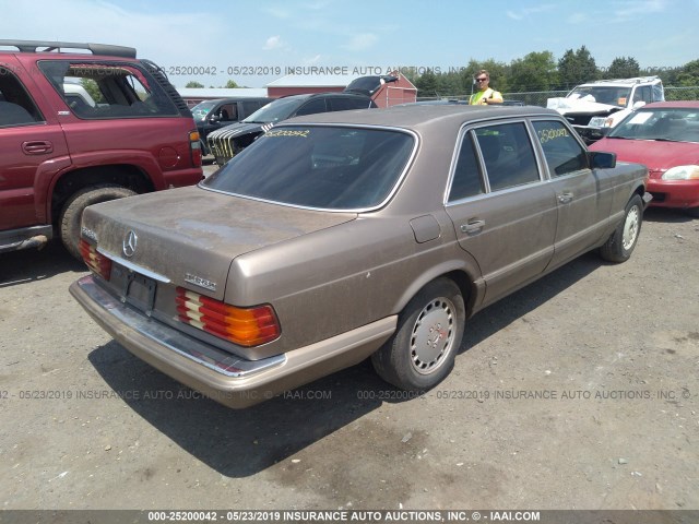 WDBCB35D1LA559736 - 1990 MERCEDES-BENZ 350 SDL BROWN photo 4