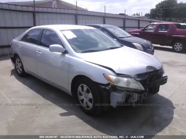 4T1BE46K89U341416 - 2009 TOYOTA CAMRY SE/LE/XLE SILVER photo 1