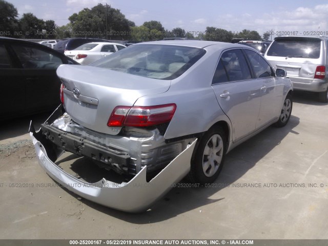 4T1BE46K89U341416 - 2009 TOYOTA CAMRY SE/LE/XLE SILVER photo 4