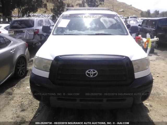 5TFLU52147X002646 - 2007 TOYOTA TUNDRA WHITE photo 6