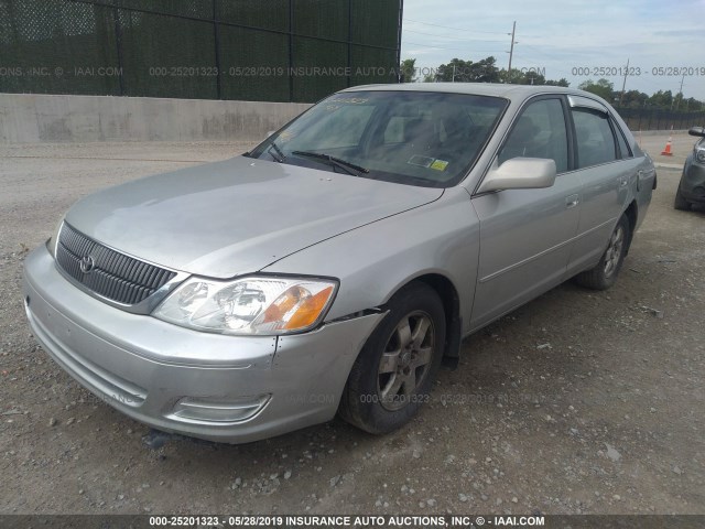 4T1BF28B21U138475 - 2001 TOYOTA AVALON XL/XLS SILVER photo 2