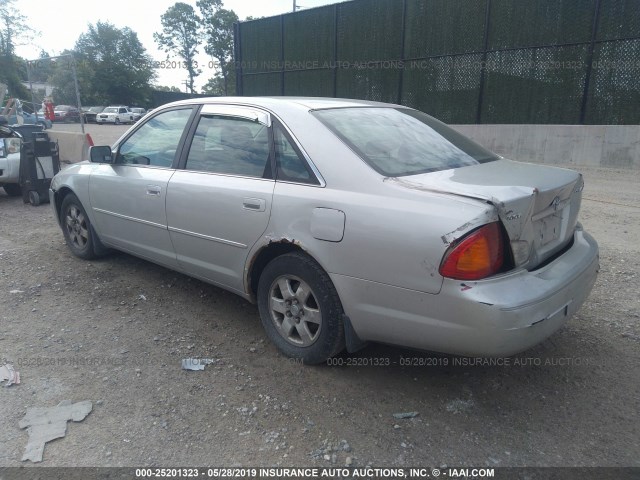 4T1BF28B21U138475 - 2001 TOYOTA AVALON XL/XLS SILVER photo 3