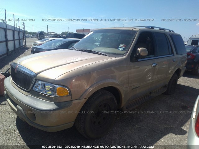 5LMRU27L9WLJ56139 - 1998 LINCOLN NAVIGATOR Or photo 2