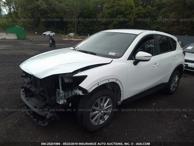 JM3KE4BY2G0743197 - 2016 MAZDA CX-5 SPORT WHITE photo 2