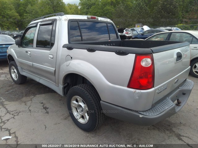 1FMZU77E33UA49742 - 2003 FORD EXPLORER SPORT TR  SILVER photo 3