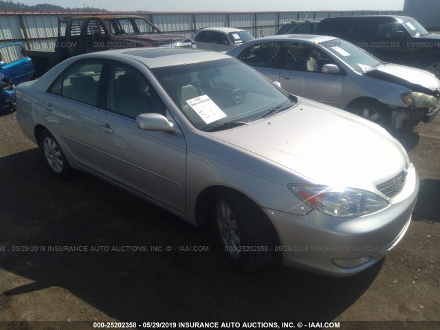 4T1BE30KX3U737681 - 2003 TOYOTA CAMRY LE/XLE/SE SILVER photo 1