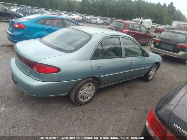 1FAFP13P7XW148258 - 1999 FORD ESCORT SE Light Blue photo 4