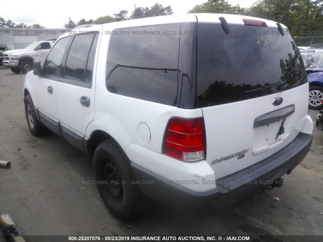 1FMPU16536LA72437 - 2006 FORD EXPEDITION XLT WHITE photo 3