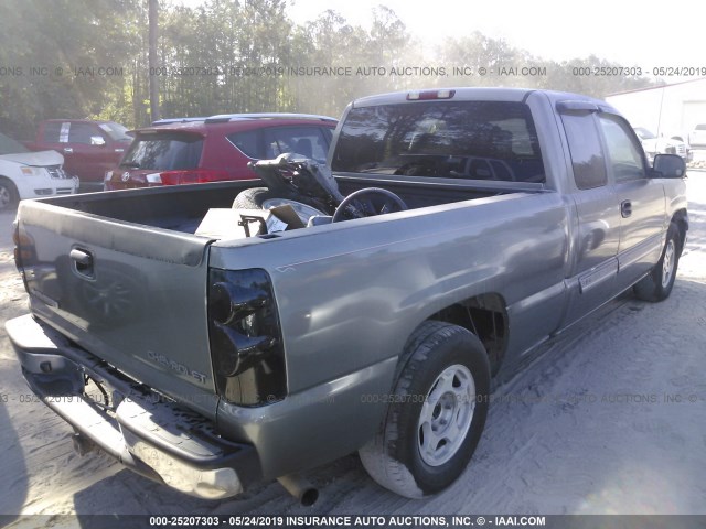 1GCEC19T25Z117727 - 2005 CHEVROLET SILVERADO C1500 GRAY photo 4