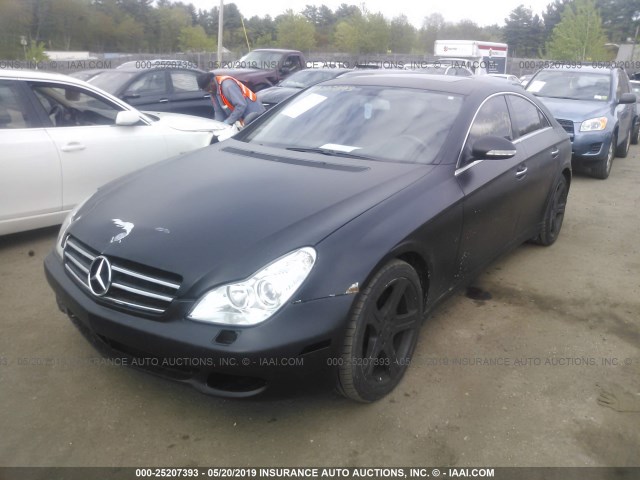 WDDDJ72X98A117847 - 2008 MERCEDES-BENZ CLS 550 BLACK photo 2