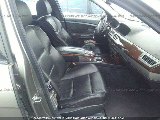 WBAGL63505DP74780 - 2005 BMW 745 BLACK photo 5