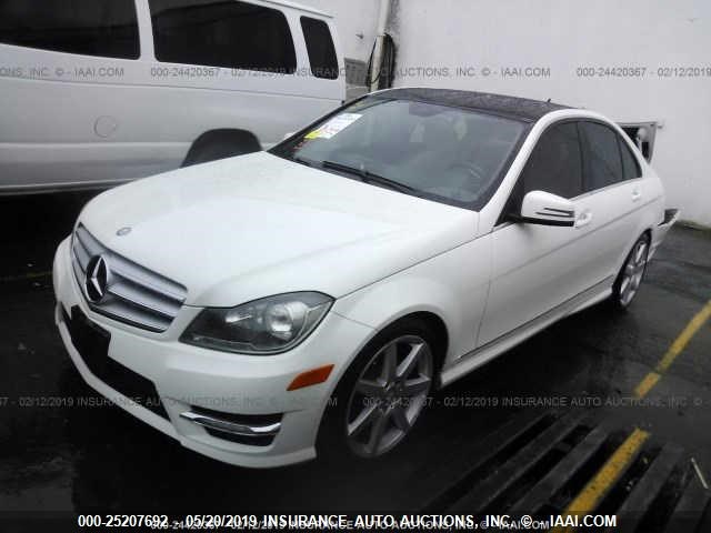 WDDGF8BB7CR207999 - 2012 MERCEDES-BENZ C WHITE photo 2