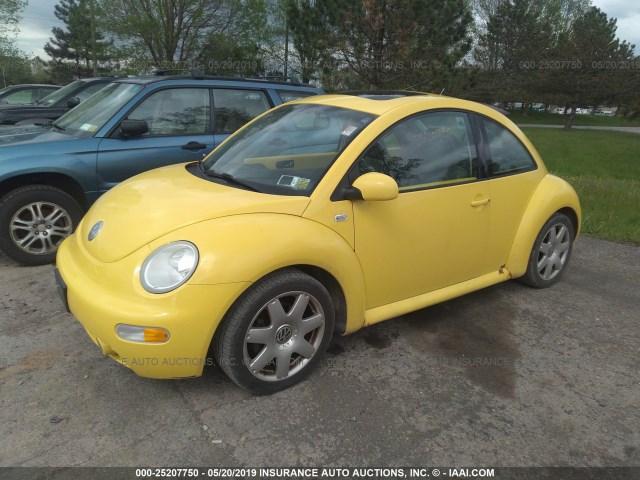 3VWDD21C42M430170 - 2002 VOLKSWAGEN NEW BEETLE GLX YELLOW photo 2