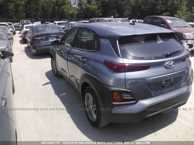 KM8K12AA4KU257338 - 2019 HYUNDAI KONA SE Light Blue photo 3