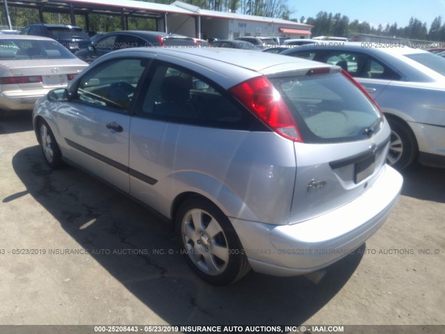 3FAFP31331R107969 - 2001 FORD FOCUS ZX3 SILVER photo 3