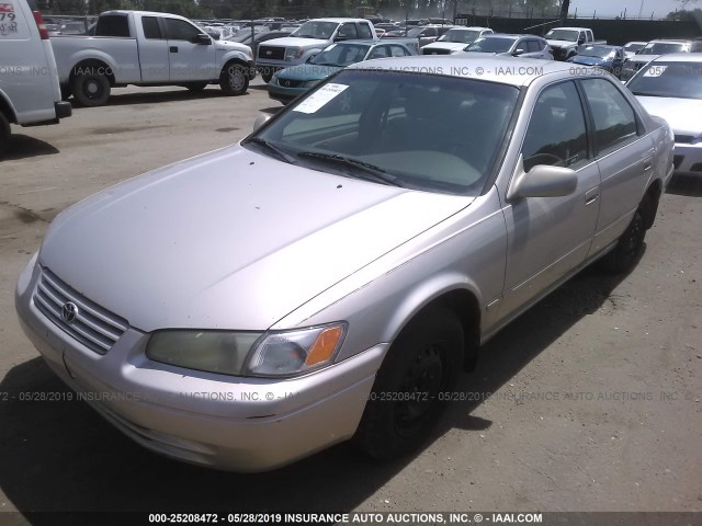 4T1BG22K3WU201547 - 1998 TOYOTA CAMRY CE/LE/XLE GRAY photo 2