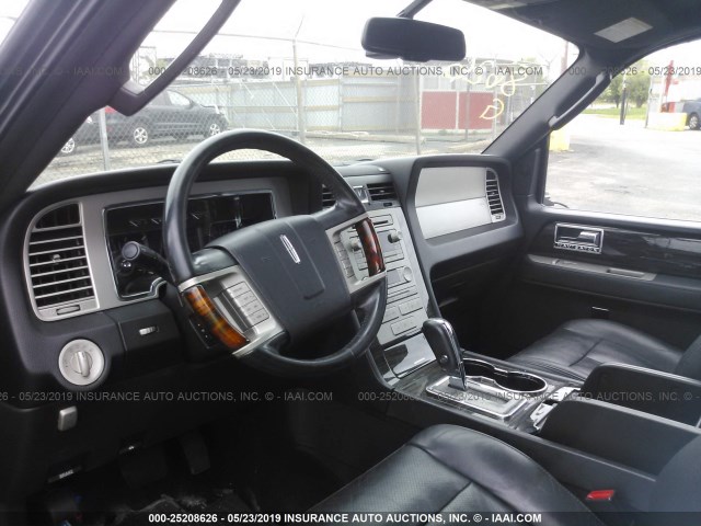 5LMFU28548LJ05671 - 2008 LINCOLN NAVIGATOR Brun photo 5