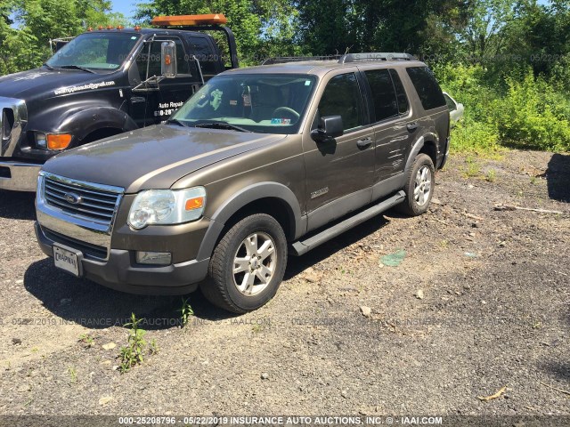 1FMEU73E66UB46734 - 2006 FORD EXPLORER XLT BEIGE photo 2