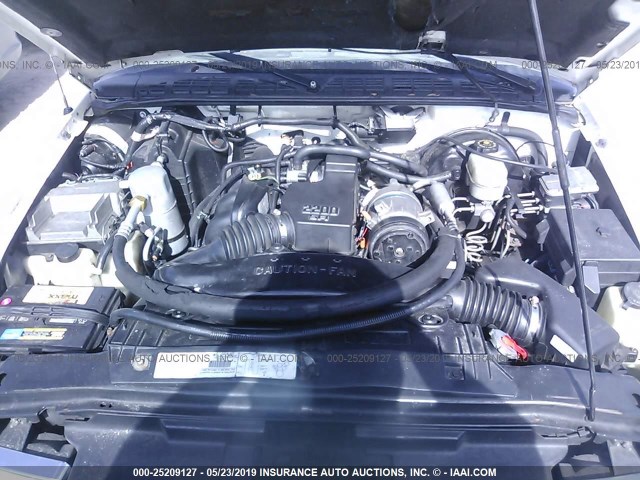 1GCCS145XY8295074 - 2000 CHEVROLET S TRUCK S10 WHITE photo 9