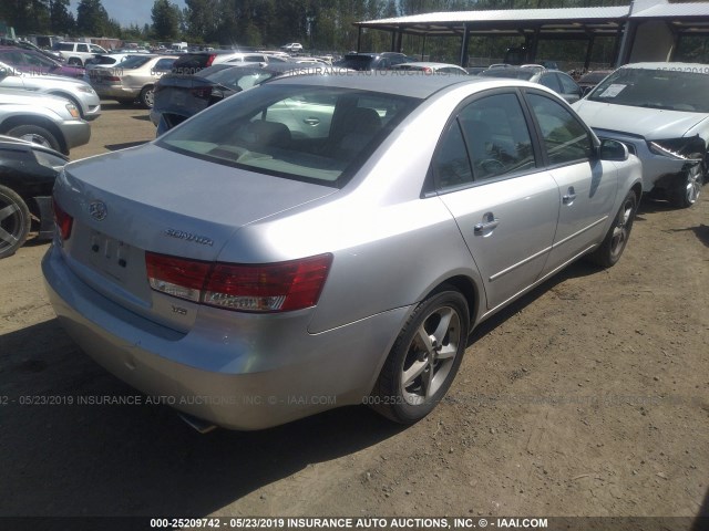 5NPEU46F17H219284 - 2007 HYUNDAI SONATA SE/LIMITED SILVER photo 4